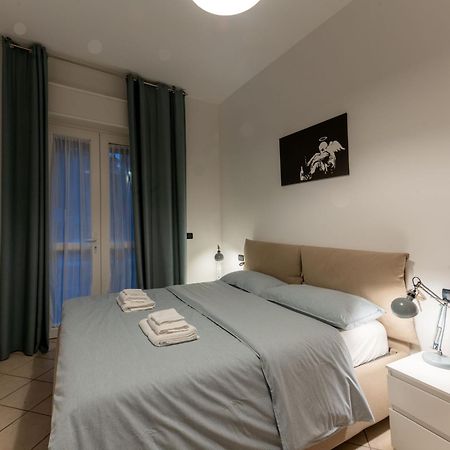 Holiday Apartment - Brescia Centro - Parcheggio Privato Exterior photo