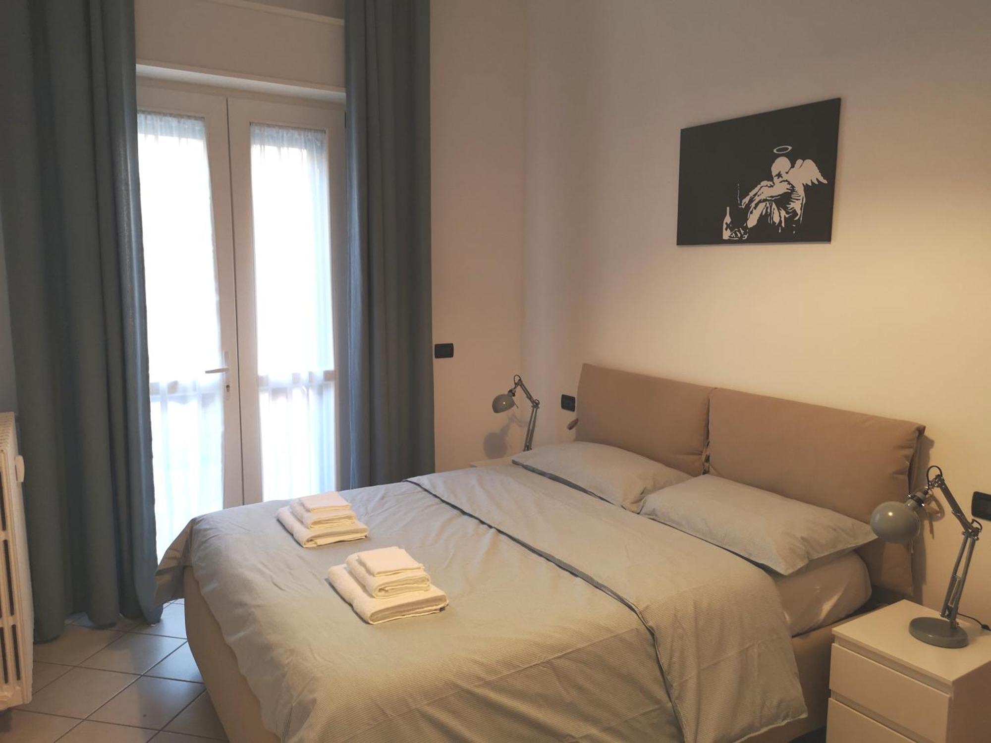Holiday Apartment - Brescia Centro - Parcheggio Privato Exterior photo