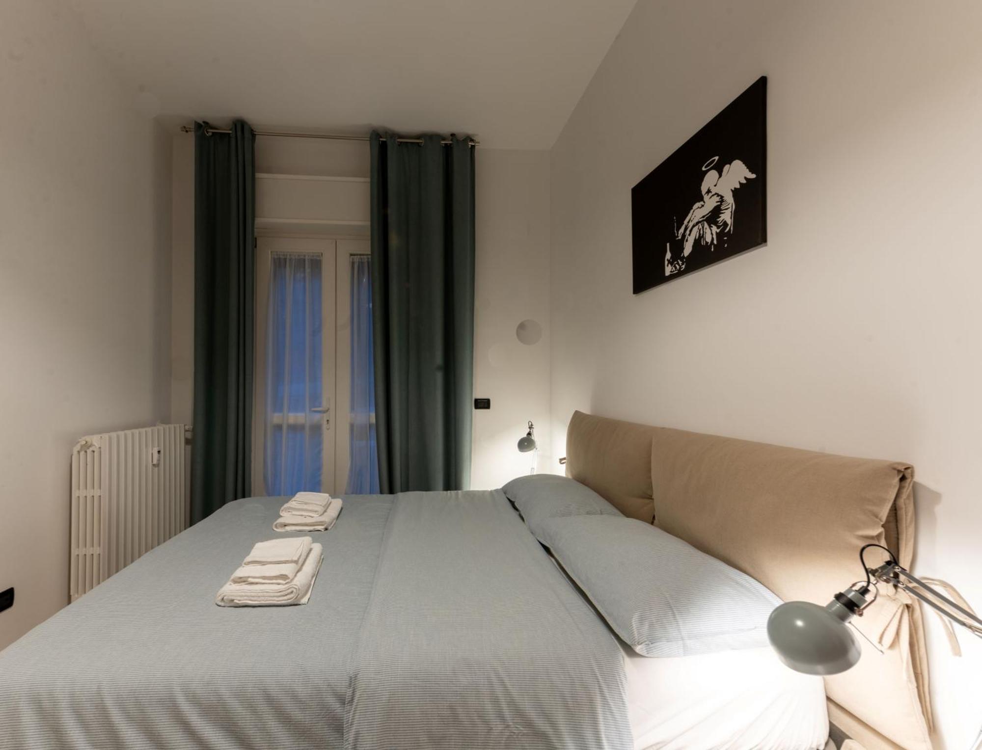 Holiday Apartment - Brescia Centro - Parcheggio Privato Exterior photo